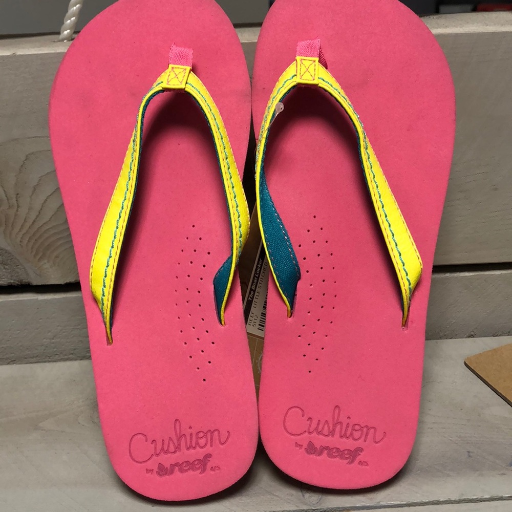 Reef sandals, kids
